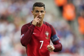 开云平台-厄瓜多尔对阵拉齐奥，罗德里戈的统治级数据如何撕碎欧洲足球的傲慢叙事